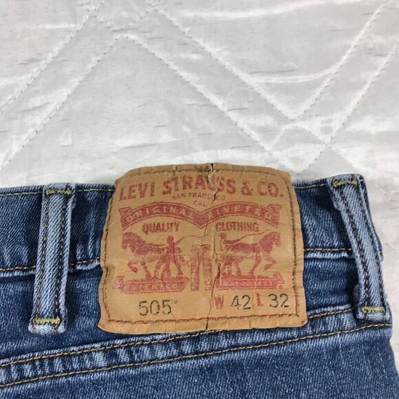 Levis 505 blue jeans 42X32‎ - Picture 4 of 5